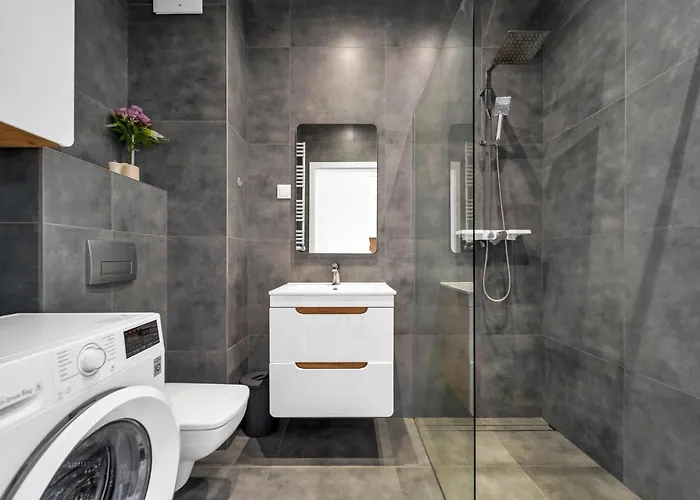 شقة Wawer - Terrace, Workspace - By Rentujemy وارسو