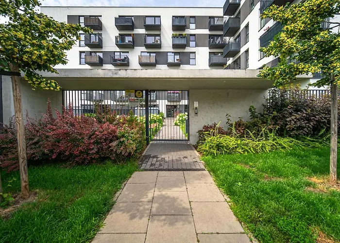 شقة Wawer - Terrace, Workspace - By Rentujemy وارسو